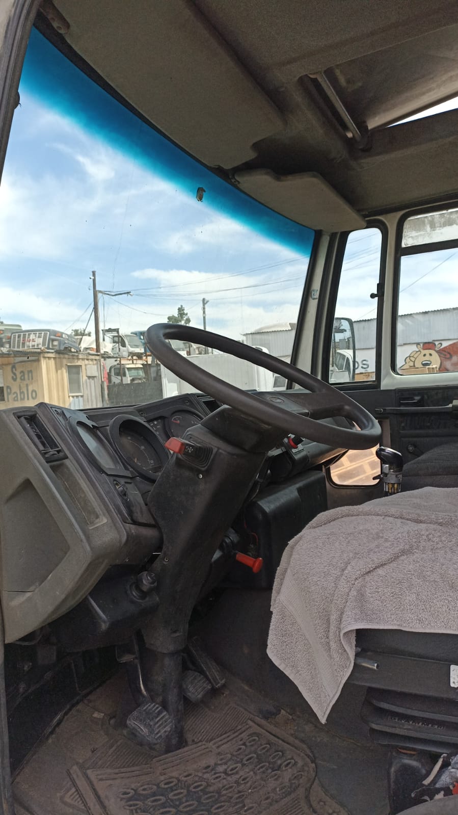 Ford CARGO 2004    EN DESARME